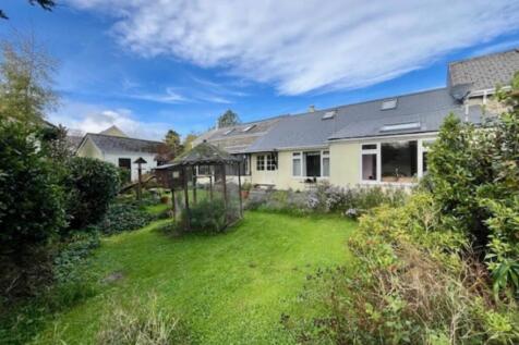 Grange Road, Buckfastleigh TQ11 4 bed semi