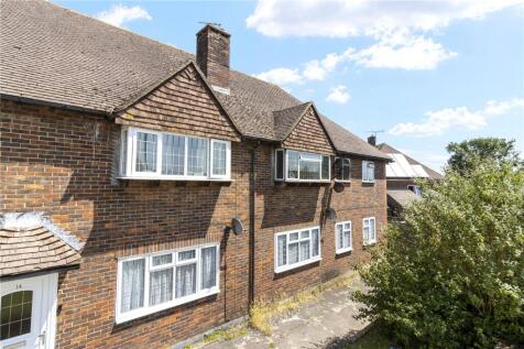 2 bedroom maisonette for sale