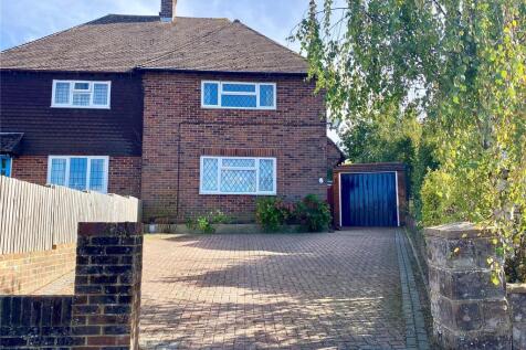 2 bedroom semi-detached house for sale