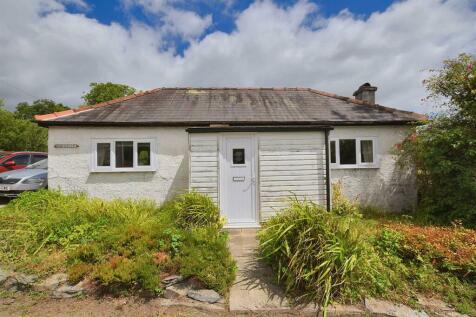 Cwm Cou, Newcastle Emlyn 1 bed detached bungalow for sale