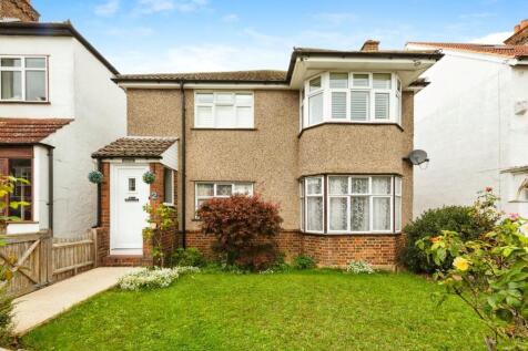 2 bedroom maisonette for sale