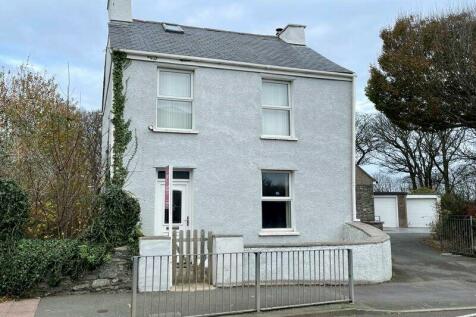 2 bedroom detached house for sale