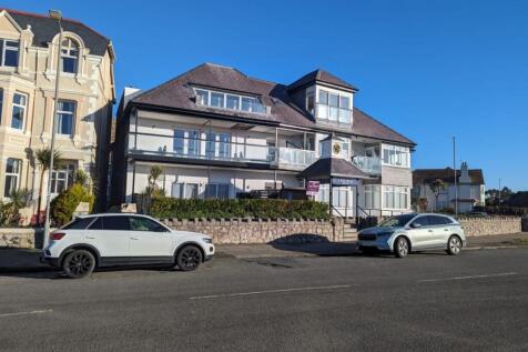 West Parade, Llandudno LL30 2 bed apartment for sale