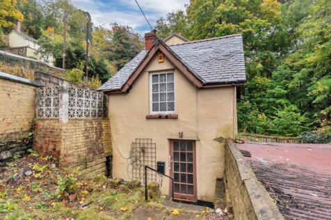 1 bedroom cottage for sale