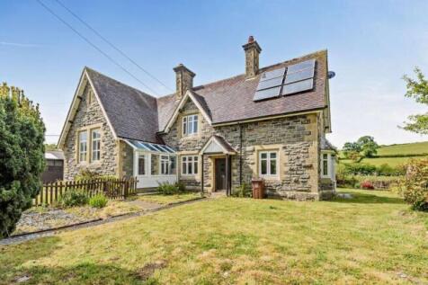 Corwen LL21 6 bed detached house for sale
