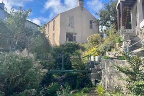 Moelfre LL72 3 bed detached house for sale