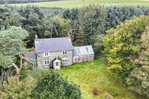 Dolfach, Llanbrynmair 2 bed detached house for sale