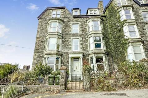 St. Davids Court, Barmouth LL42 2 bed flat for sale