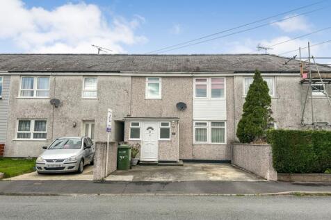 Maes Gwynedd, Caernarfon LL55 3 bed terraced house for sale