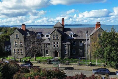 Penmaenmawr Road, Llanfairfechan LL33 Block of apartments for sale