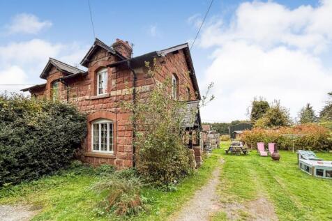 Chapel Lane, Oswestry SY10 2 bed stone house for sale