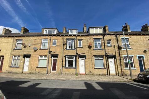 38, Coventry Street Bradford, BD4 7HX 3 bed terraced house for sale