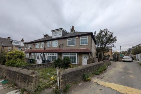 13, Chelmsford Terrace Bradford, BD3 8AG 3 bed end of terrace house for sale