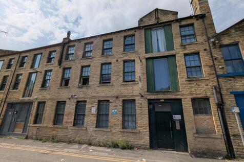 Flat 11, 10, Quebec Street Bradford... Studio for sale