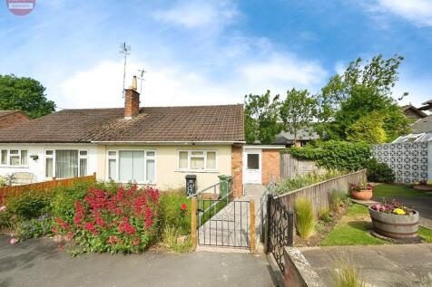 Masters Close, Evesham, WR11 2 bed bungalow for sale