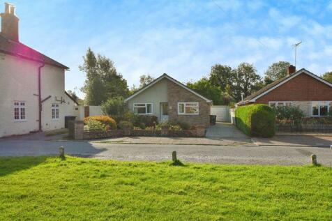 3 bedroom detached bungalow for sale