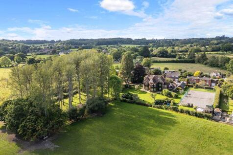 Vicarage Road, Lover                 ... 7 bed detached house for sale
