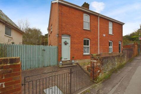 Duck Lane, Salisbury                 ... 2 bed semi