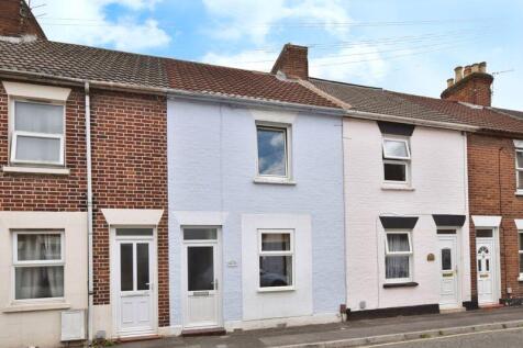 Meadow Road, Salisbury               ... 2 bed terraced house for sale