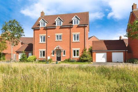 Norman Drive, Old Sarum              ... 5 bed detached house for sale