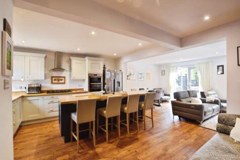 Hulse Road, Salisbury                ... 3 bed terraced house for sale