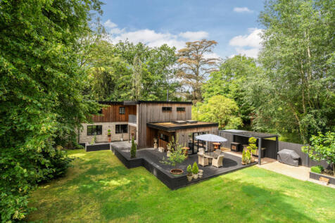 Wingfield, Wiltshire, BA14 4 bed detached house for sale