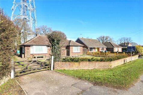 Poringland Road, Stoke Holy Cross... 3 bed bungalow for sale