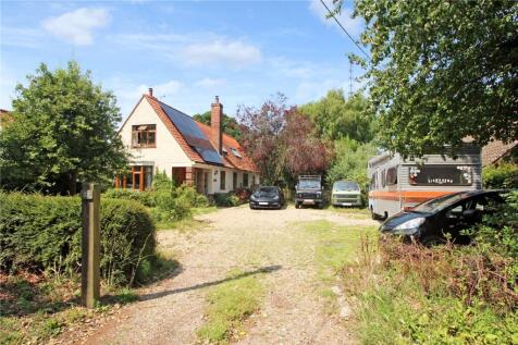 Poringland Road, Stoke Holy Cross... 5 bed detached house for sale