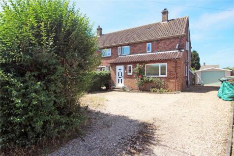 Howe Lane, Poringland, Norwich... 3 bed semi