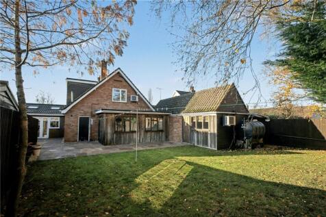 The Loke, Ditchingham, Bungay... 6 bed detached house for sale