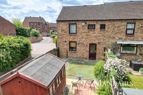 3 bedroom end of terrace house for sale