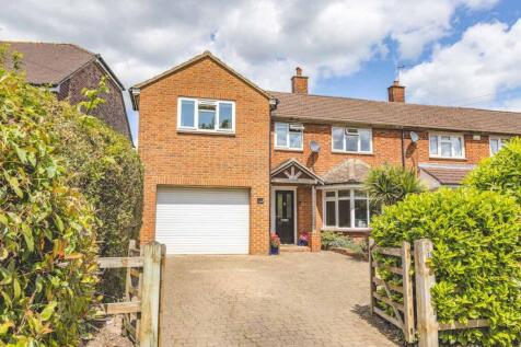 4 bedroom semi-detached house for sale