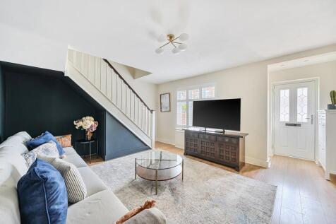 Eastfield Road, Burnham SL1 3 bed detached house for sale