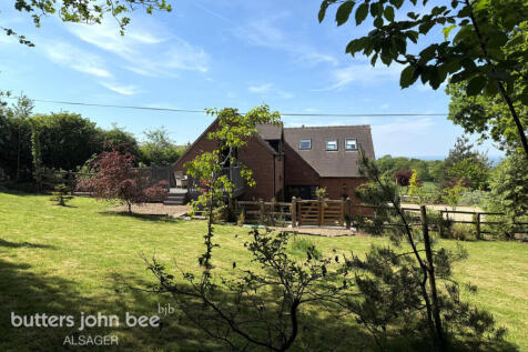 Roe Park, Mow Cop 4 bed detached house for sale