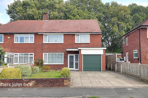4 bedroom semi-detached house for sale