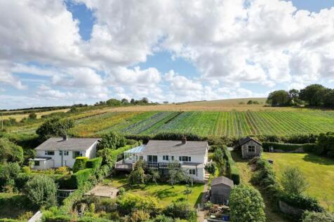 Woodtown, Bideford 2 bed bungalow for sale