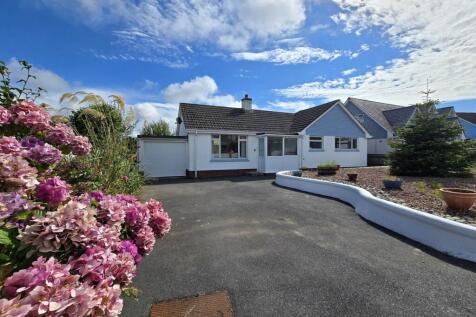 Fairlea Crescent, Northam 2 bed detached bungalow for sale