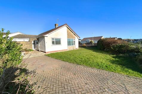 ANGLESEY WAY, NOTTAGE, PORTHCAWL... 3 bed bungalow for sale