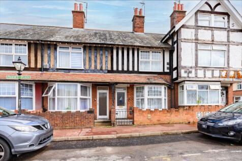 Priory Plain, Great Yarmouth 4 bed terraced house for sale