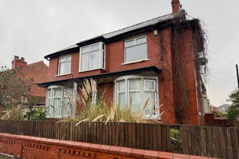 Cumberland Avenue, Blackpool FY1 4 bed detached house for sale