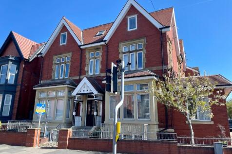 Park Road, Blackpool FY1 2 bed flat for sale