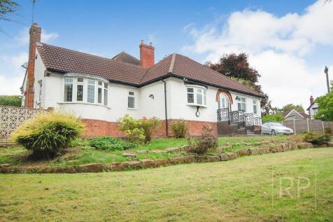 3 bedroom detached bungalow for sale