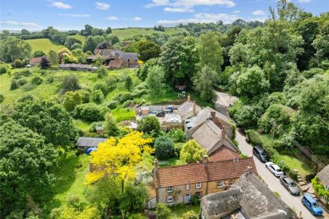 Stoke Abbott, Beaminster, Dorset 2 bed semi