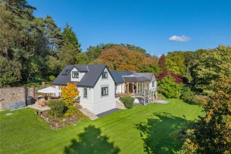 Axminster, Devon 4 bed detached house for sale