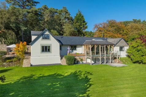 Axminster, Dorset 4 bed detached house for sale
