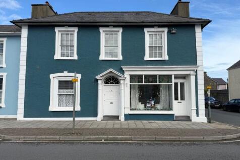 6 North Road, Aberaeron, SA46 3 bed townhouse for sale