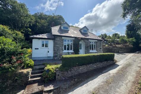 Ciliau Aeron, Near Aberaeron, SA48 2 bed property with land for sale