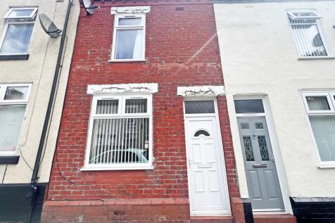 Bower Street, Widnes 2 bed terraced house for sale