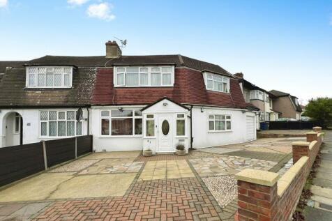 6 bedroom semi-detached house for sale