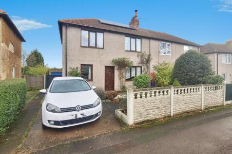 Little John Crescent, West Yorkshire WF2 3 bed semi